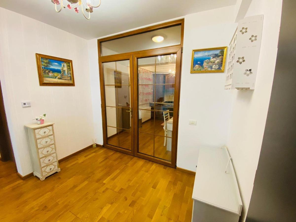 John'S Apartment Alba Iulia Exterior foto