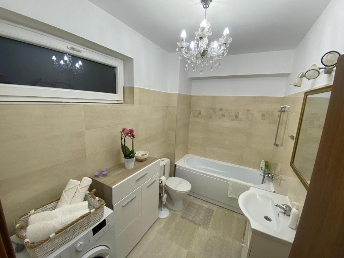 John'S Apartment Alba Iulia Exterior foto